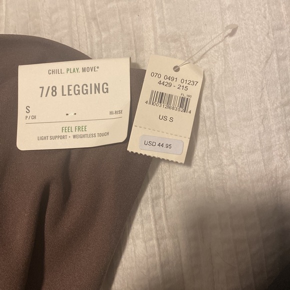 BRAND NEW AERIE LEGGINGS!! - Picture 6 of 6